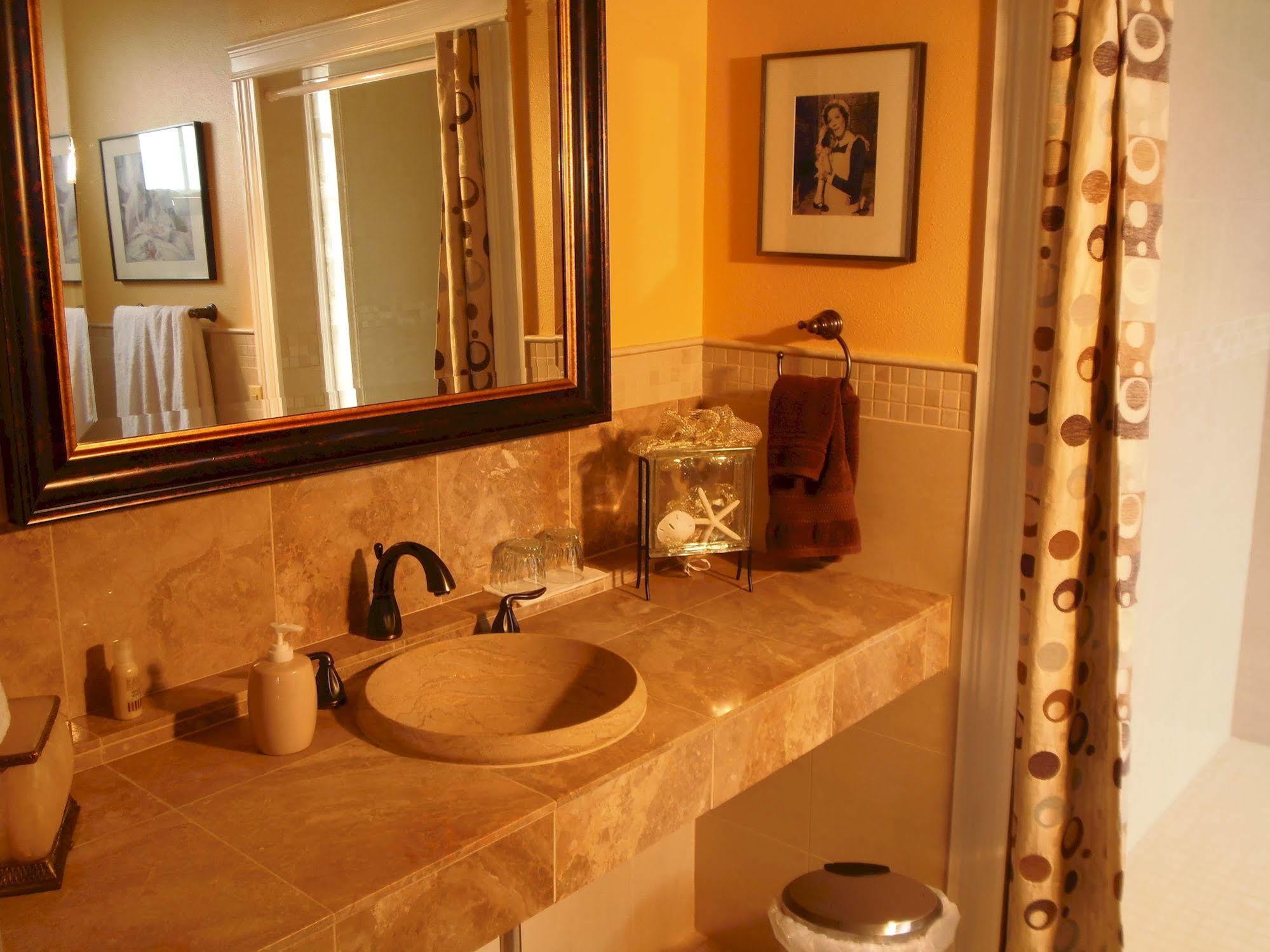 Collins Inn & Seaside Cottages (Adults Only) Ocean Shores Ngoại thất bức ảnh