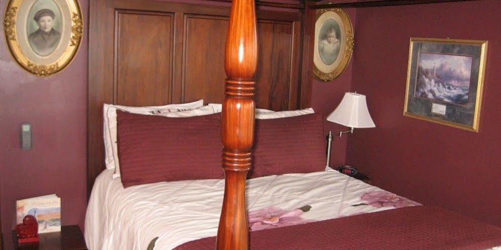Collins Inn & Seaside Cottages (Adults Only) Ocean Shores Ngoại thất bức ảnh